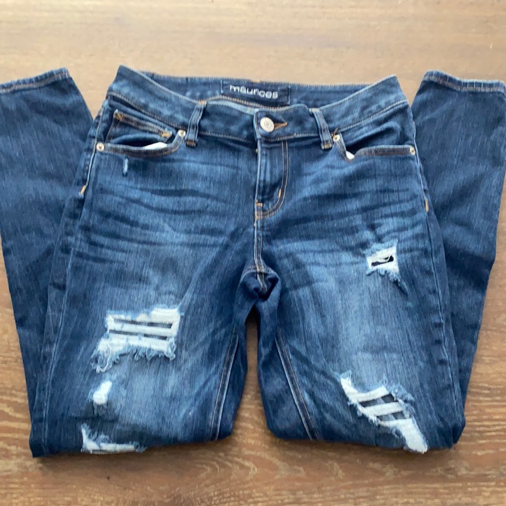Maurices dark wash jeans. Size 8 Reg